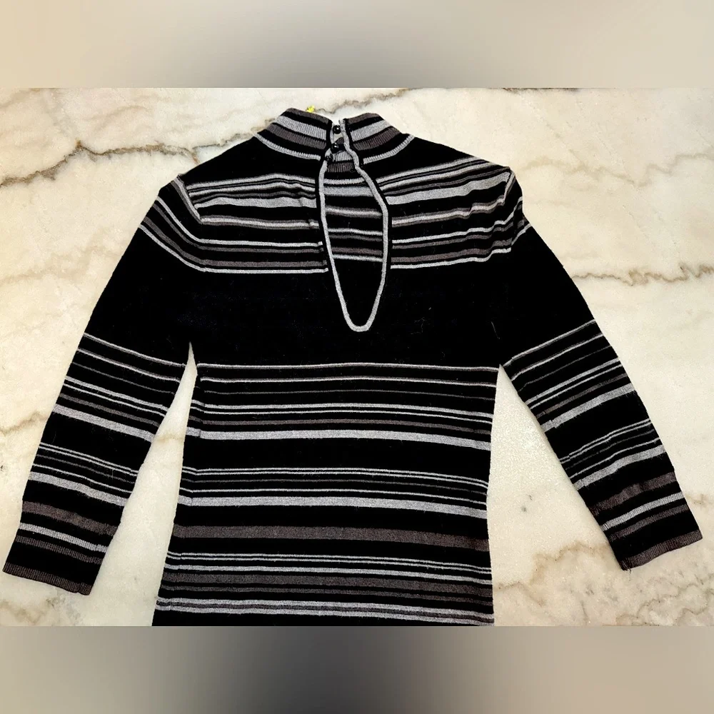🖤NWT BCBG Generation stripped LBD with mock neck and back key-hole opening - Picture 3 of 6